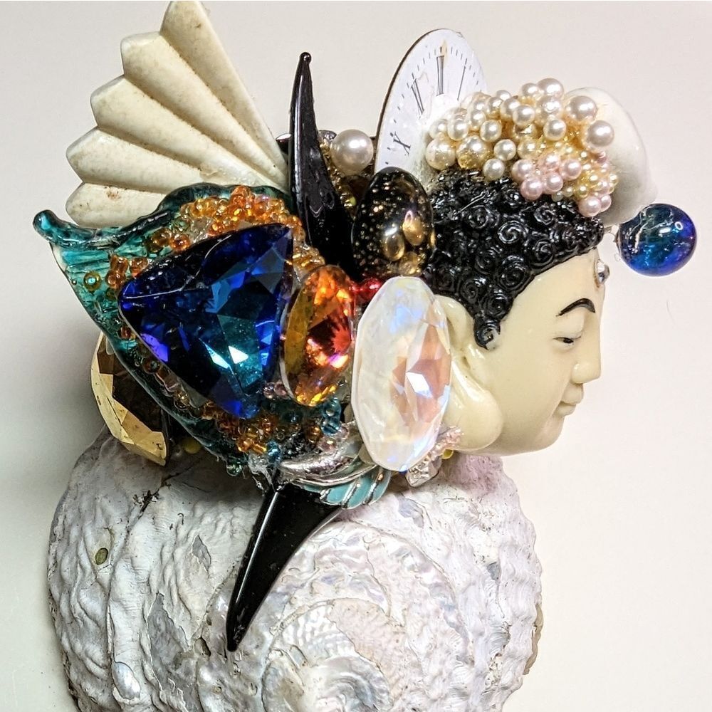 Wendy Gell Wristy Mother of Time.Asian carved Face Time Piece, Arm Magic Marble - Picture 2 of 4